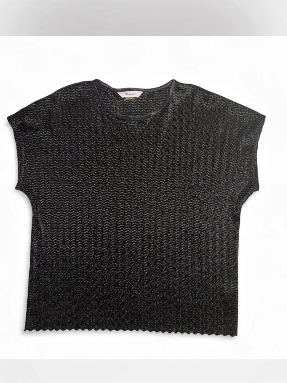 TanJay Textured Short Sleeve Top in Black Size XL (16) Like New